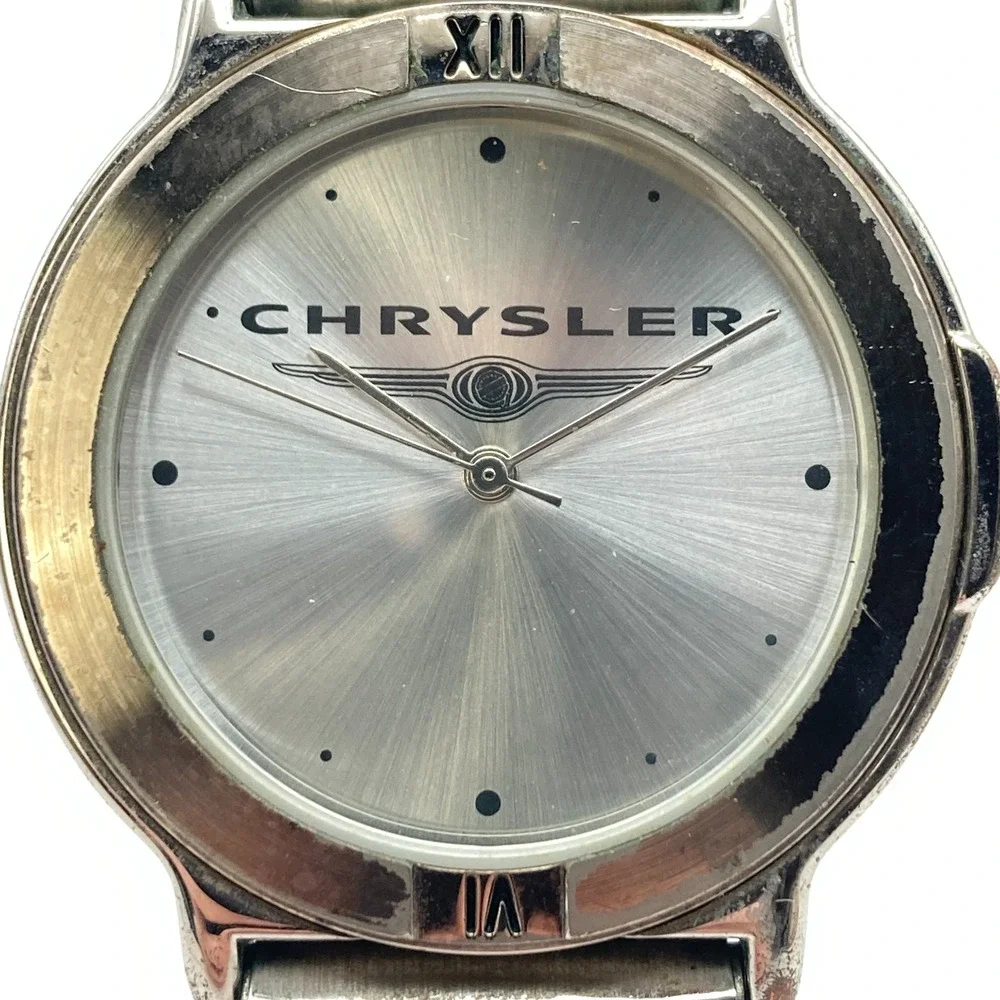 Chrysler Men's Watch 37mm Silver Tone Stretch Band New Battery SMALL 6.25